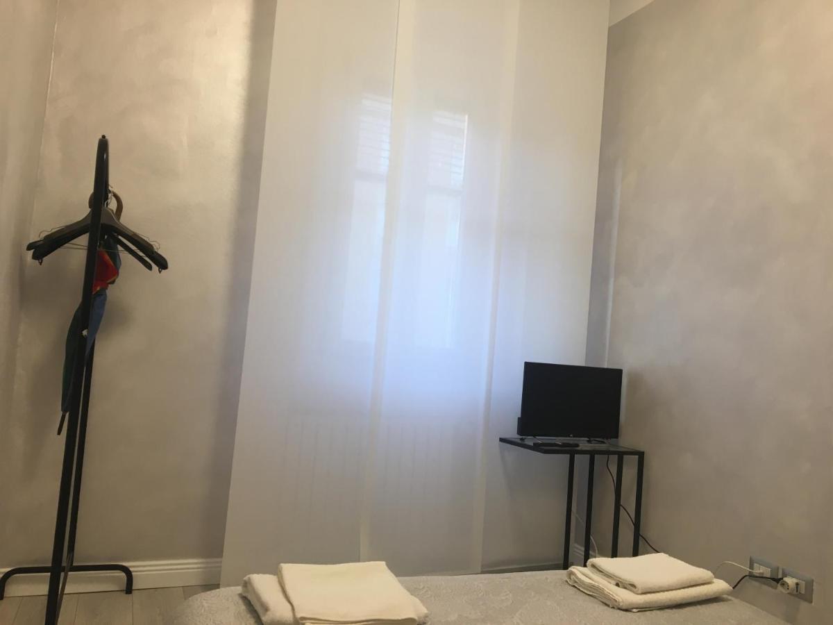 Apartamento Studio Monte Ceneri Milán Exterior foto